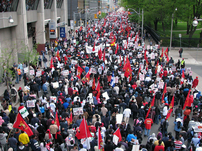 Tamil-Canadians protesting in 2009. Photos by v i p e z  are licensed under  CC BY 2.0.