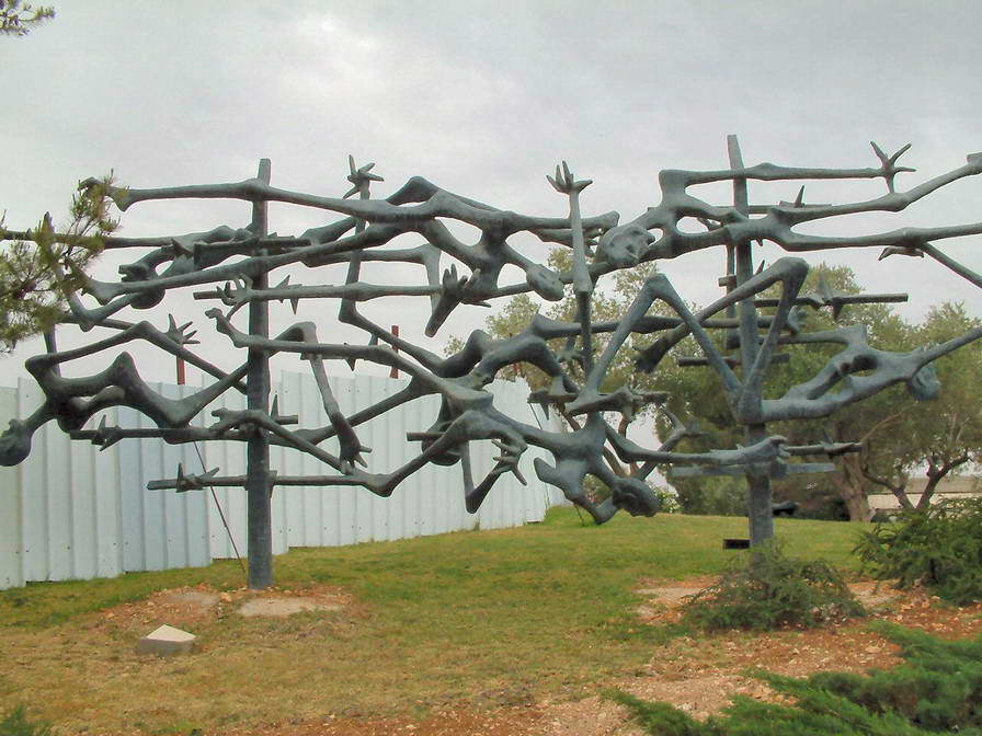 yad vashem holocaust museum map